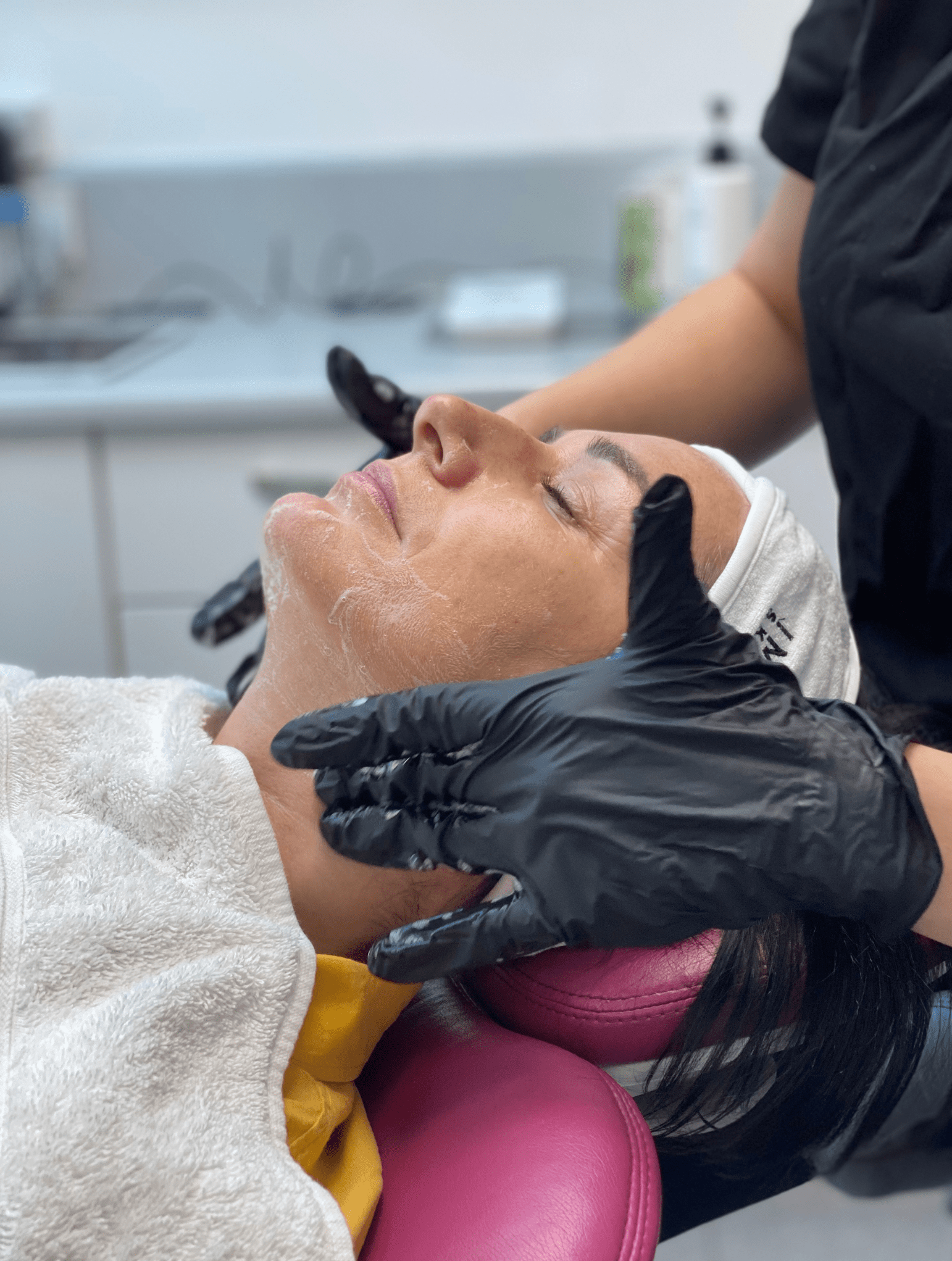 Cleansing the skin before treatment 